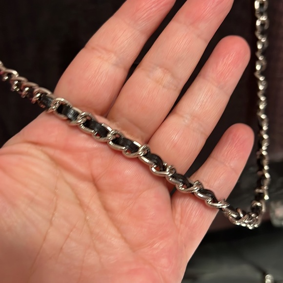 🖤🩶🖤Dior Mesh Pouch with Silver/Black Adjustable Chain Attached 11x8 - Picture 6 of 14